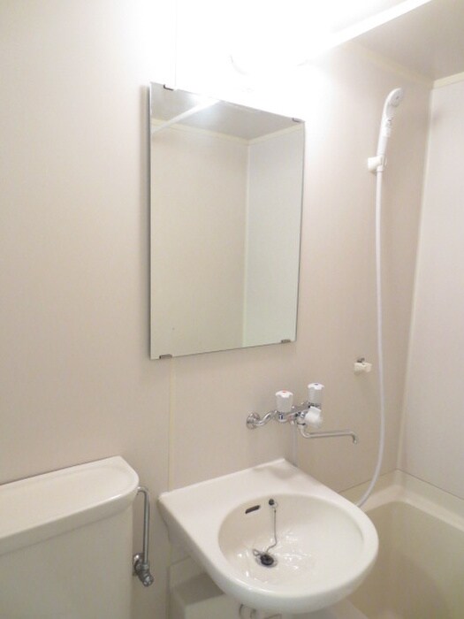 物件内観写真12　(洗面)