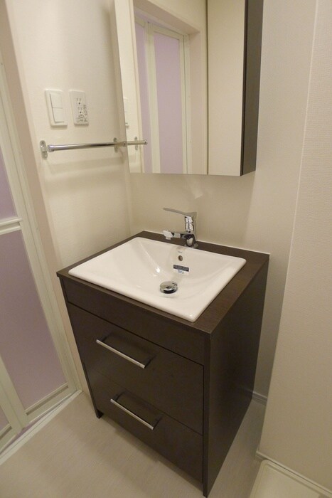 物件内観写真6　(洗面)