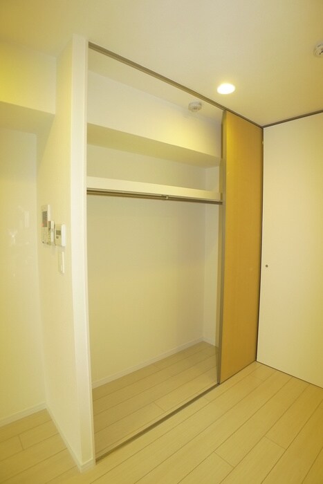 物件内観写真12　(収納)