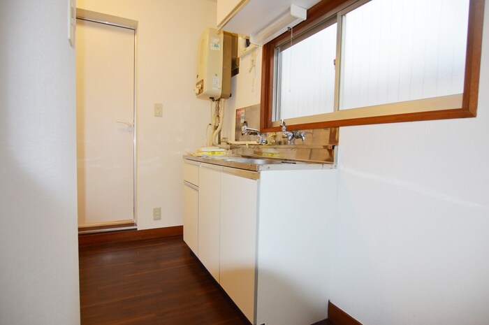 物件内観写真12　(廊下)