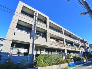 ラ・ポ－ル七番館外観写真