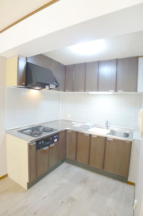 ラ・ポ－ル七番館のキッチン