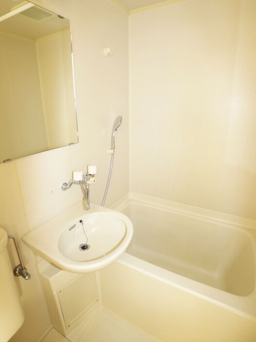 物件内観写真12　(バス／シャワールーム等)