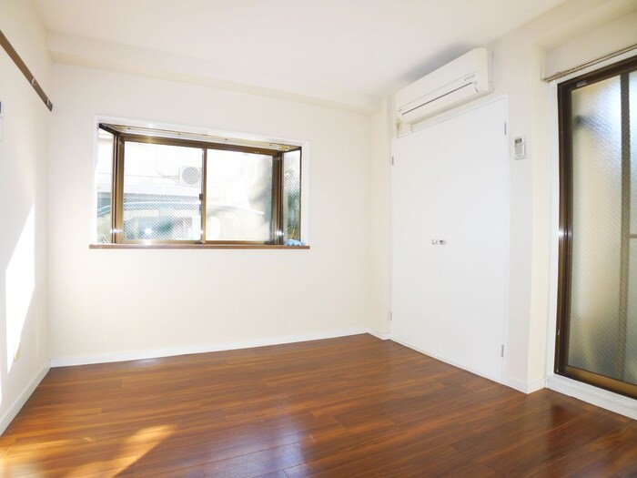 物件内観写真15　(居室)