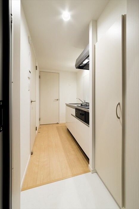 物件内観写真12　(玄関)