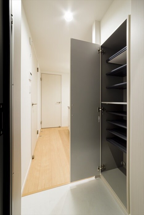 物件内観写真13　(靴箱)