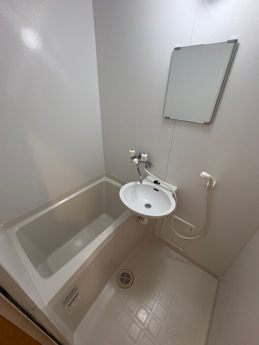 物件内観写真9　(バス／シャワールーム等)