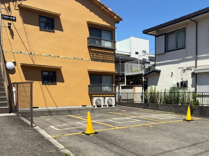 物件外観写真5　(外観写真)