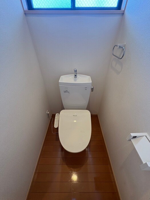 物件内観写真10　(トイレ)