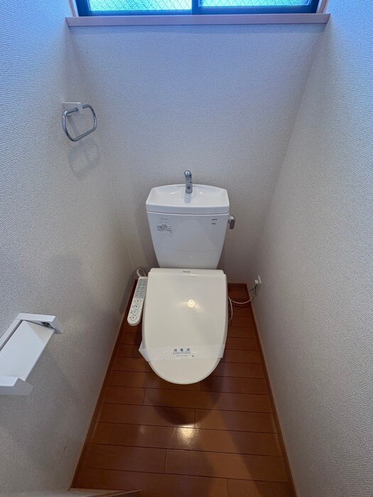 物件内観写真10　(トイレ)