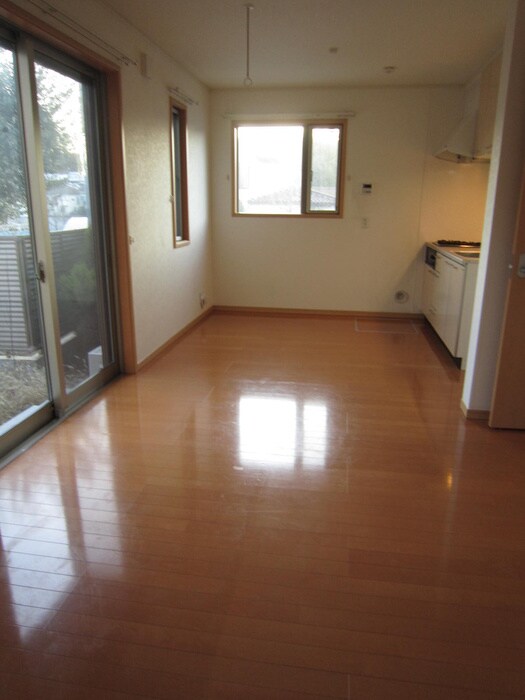 物件内観写真5　(居室)