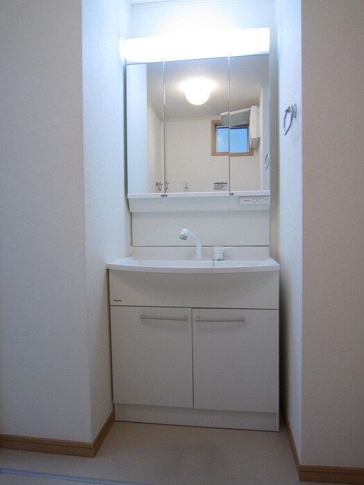 物件内観写真10　(洗面)