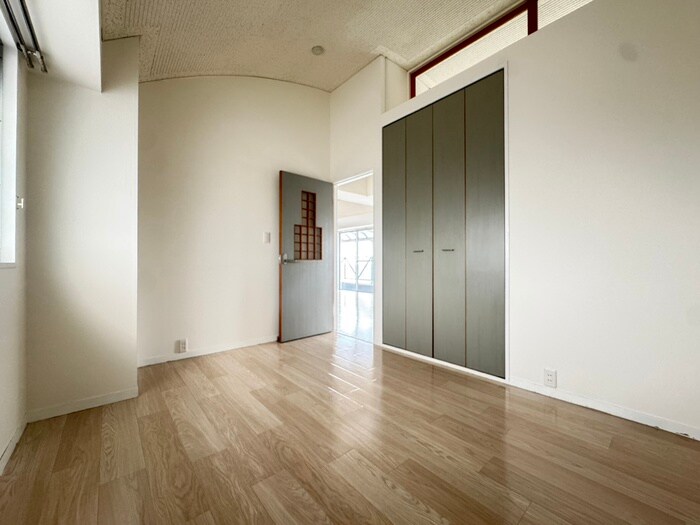 物件内観写真4　(居室)