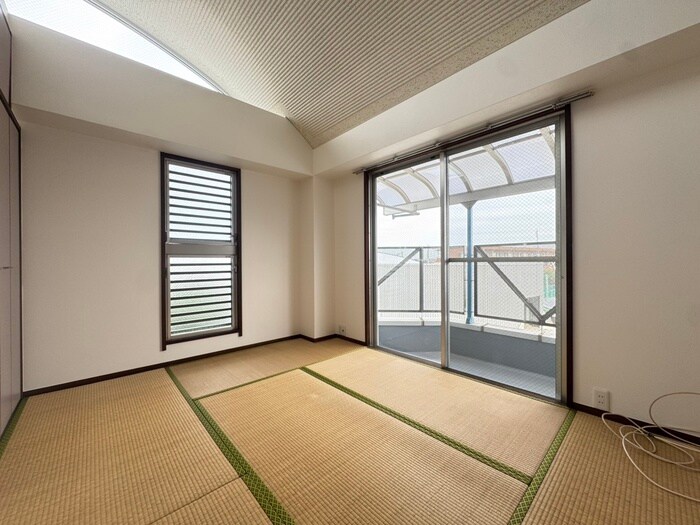 物件内観写真14　(居室)