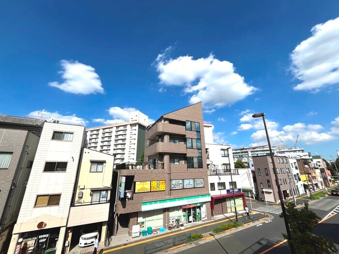 物件内観写真15　(室内からの展望)