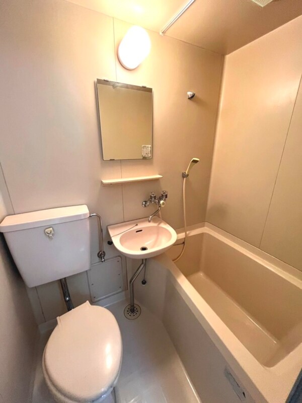 バス／シャワールーム等