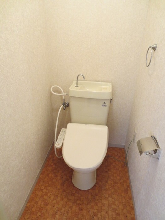 物件内観写真11　(トイレ)