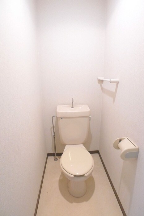 物件内観写真14　(トイレ)