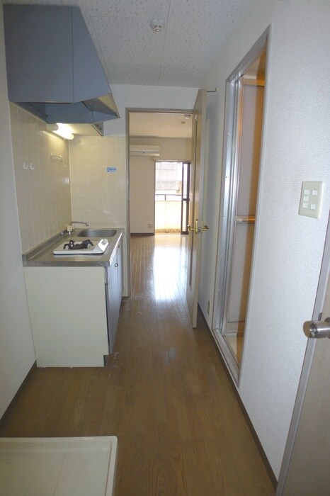 物件内観写真17　(廊下)