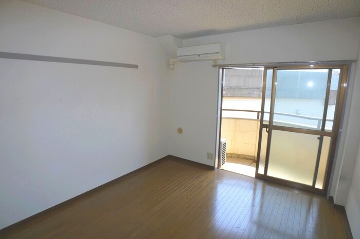 物件内観写真19　(居室)