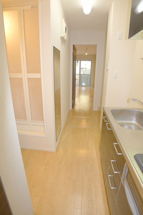 物件内観写真19　(廊下)