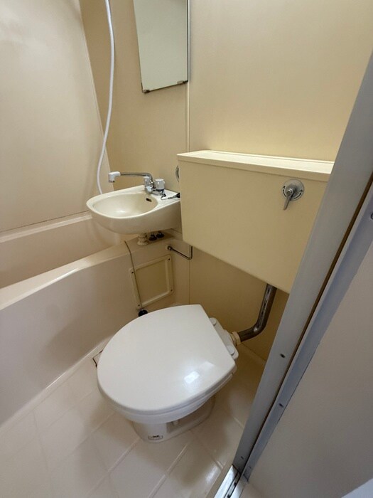 物件内観写真13　(トイレ)