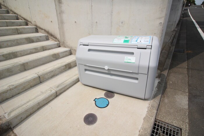 物件外観写真4　(建物設備)