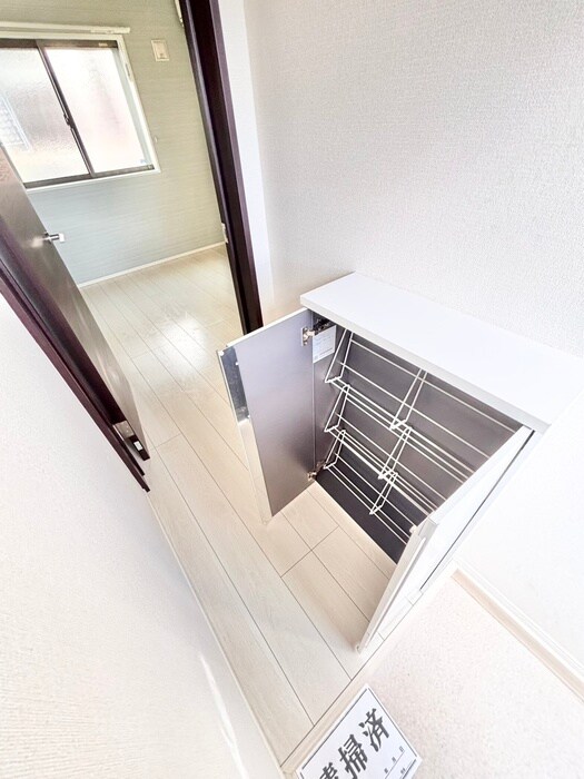 物件内観写真14　(靴箱)