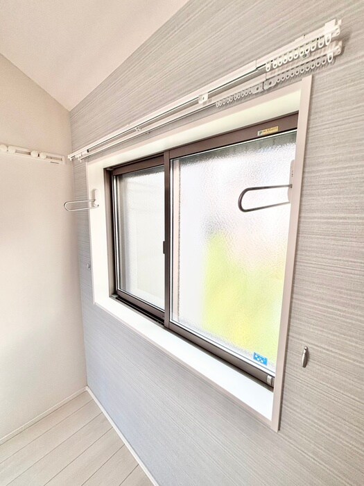 物件内観写真17　(廊下)