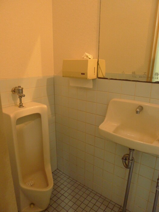 物件内観写真15　(トイレ)