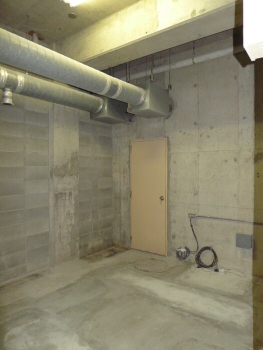 物件内観写真16　(収納)