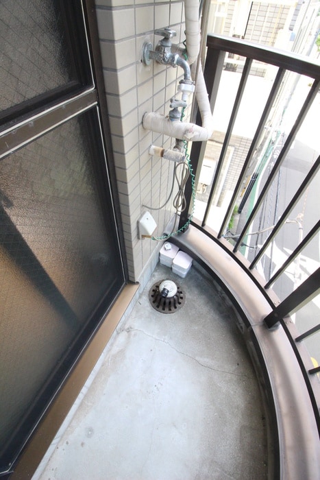 物件内観写真17　(洗濯機置場)