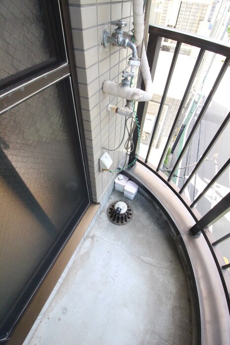 物件内観写真17　(洗濯機置場)