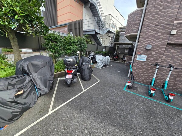その他