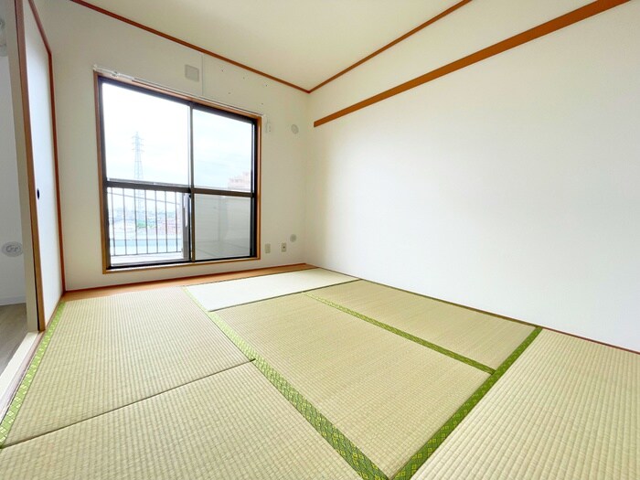 物件内観写真9　(居室)