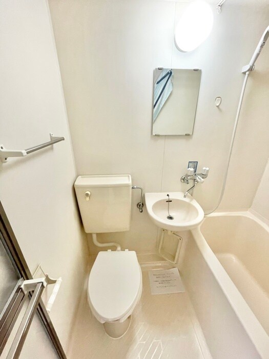 物件内観写真9　(トイレ)