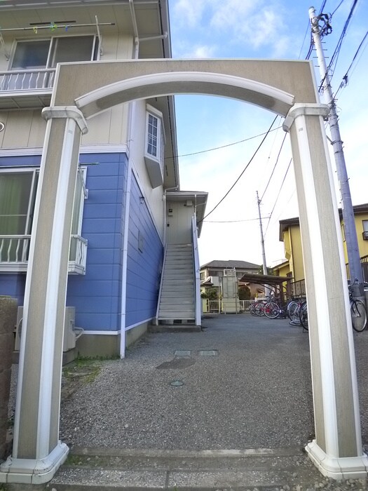 物件外観写真5　(エントランス部分)