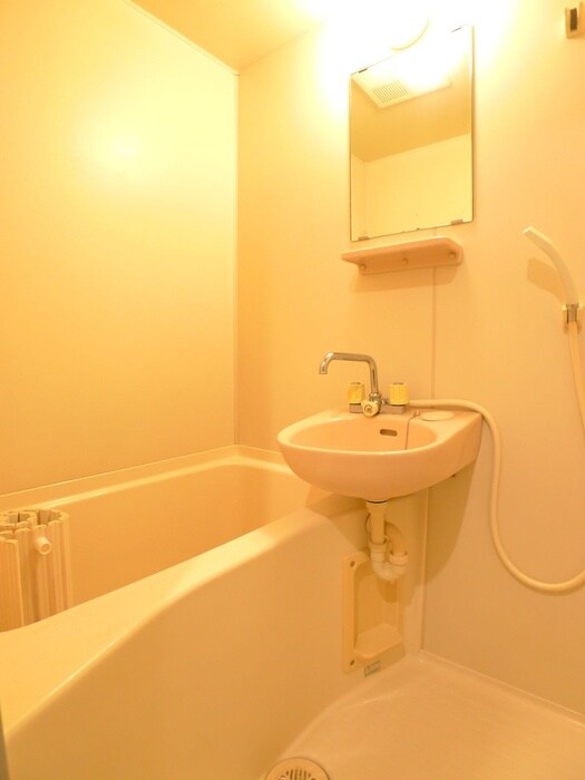 物件内観写真12　(バス／シャワールーム等)