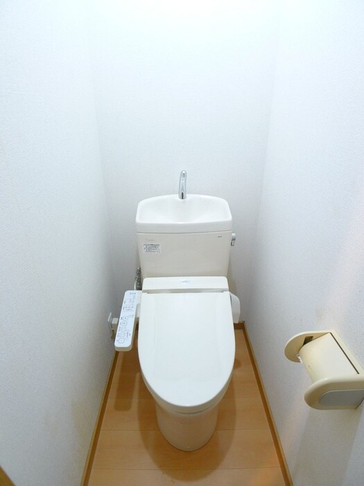 物件内観写真14　(トイレ)