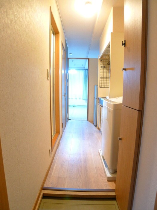 物件内観写真17　(玄関)