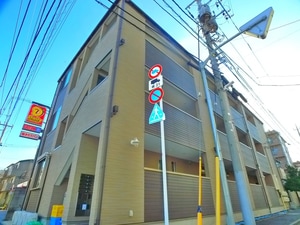 グランドール北綾瀬外観写真