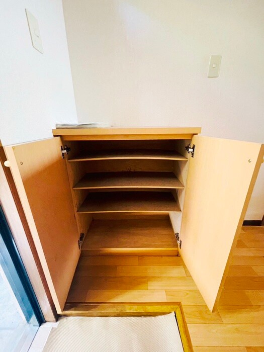 物件内観写真21　(靴箱)