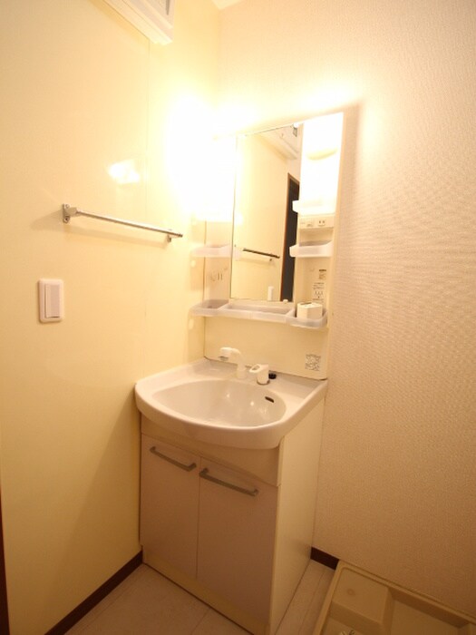 物件内観写真11　(洗面)