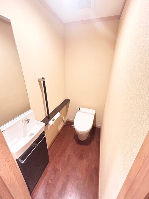 物件内観写真10　(トイレ)