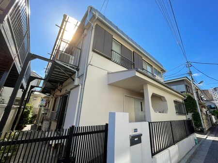 ファミ－ル外観写真