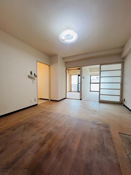 物件内観写真9　(廊下)