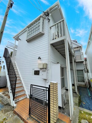 レオパレス板橋本町第１外観写真
