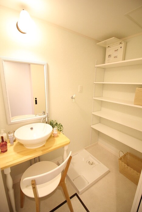 物件内観写真11　(洗面)