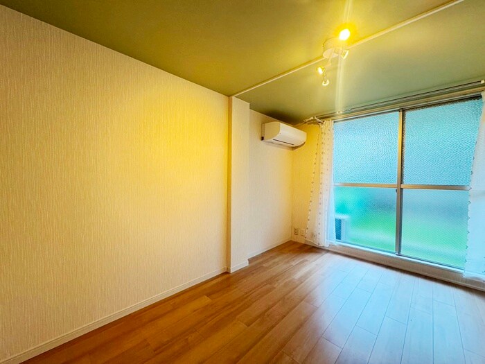 物件内観写真12　(居室)