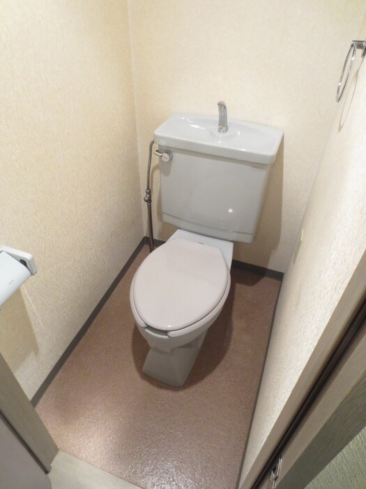 物件内観写真10　(トイレ)